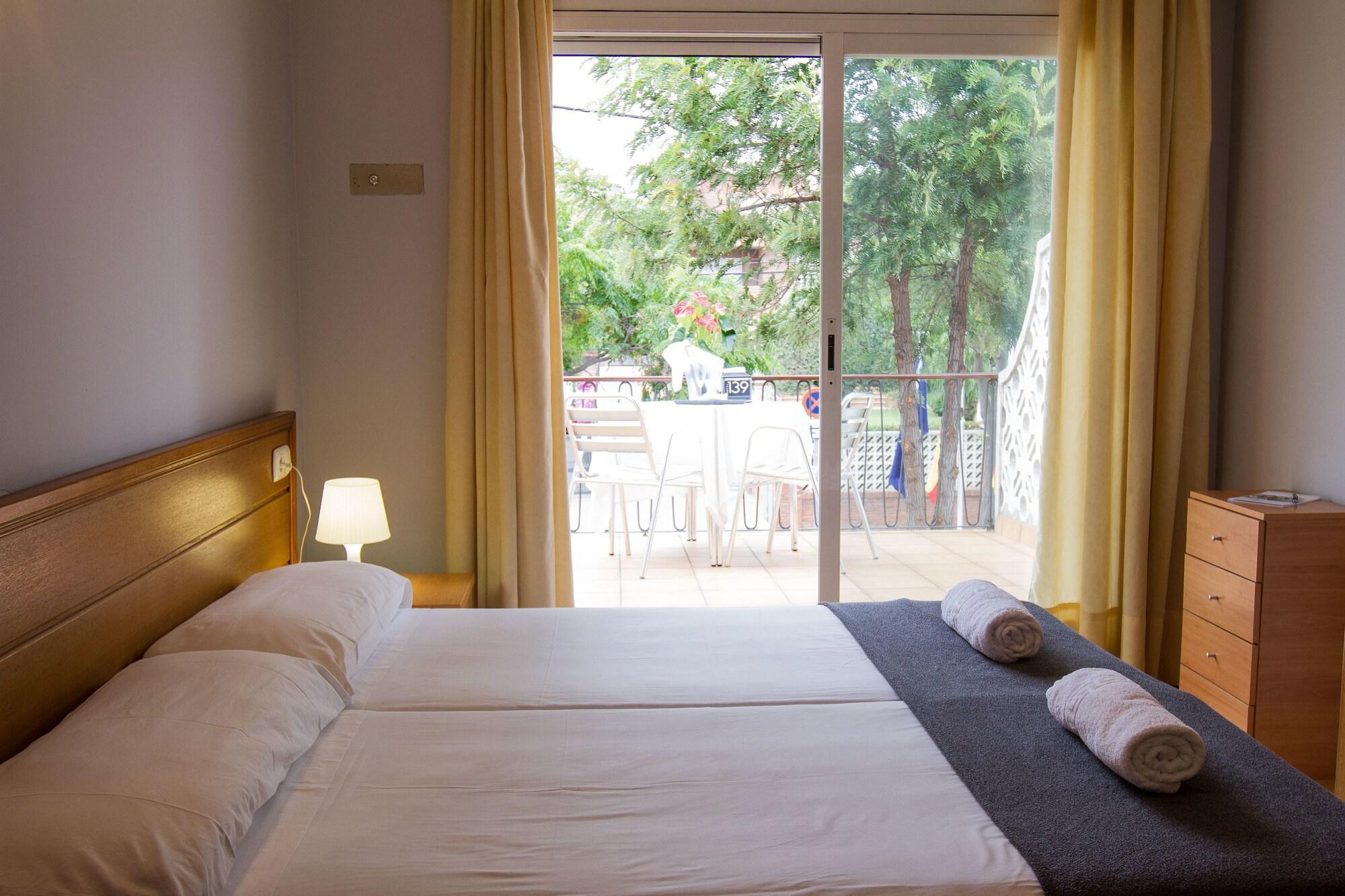 Hotel 139 Castelldefels Eksteriør billede