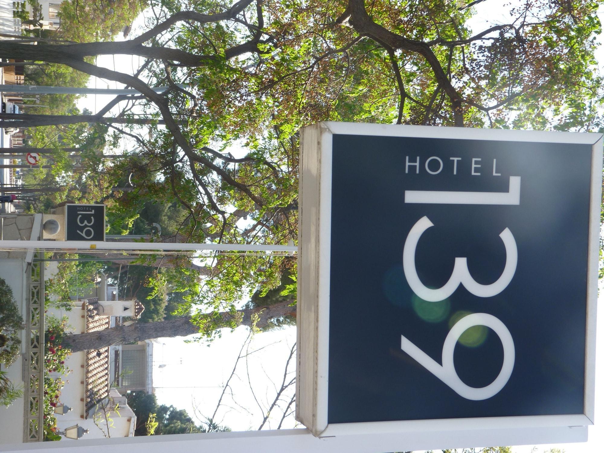 Hotel 139 Castelldefels Eksteriør billede