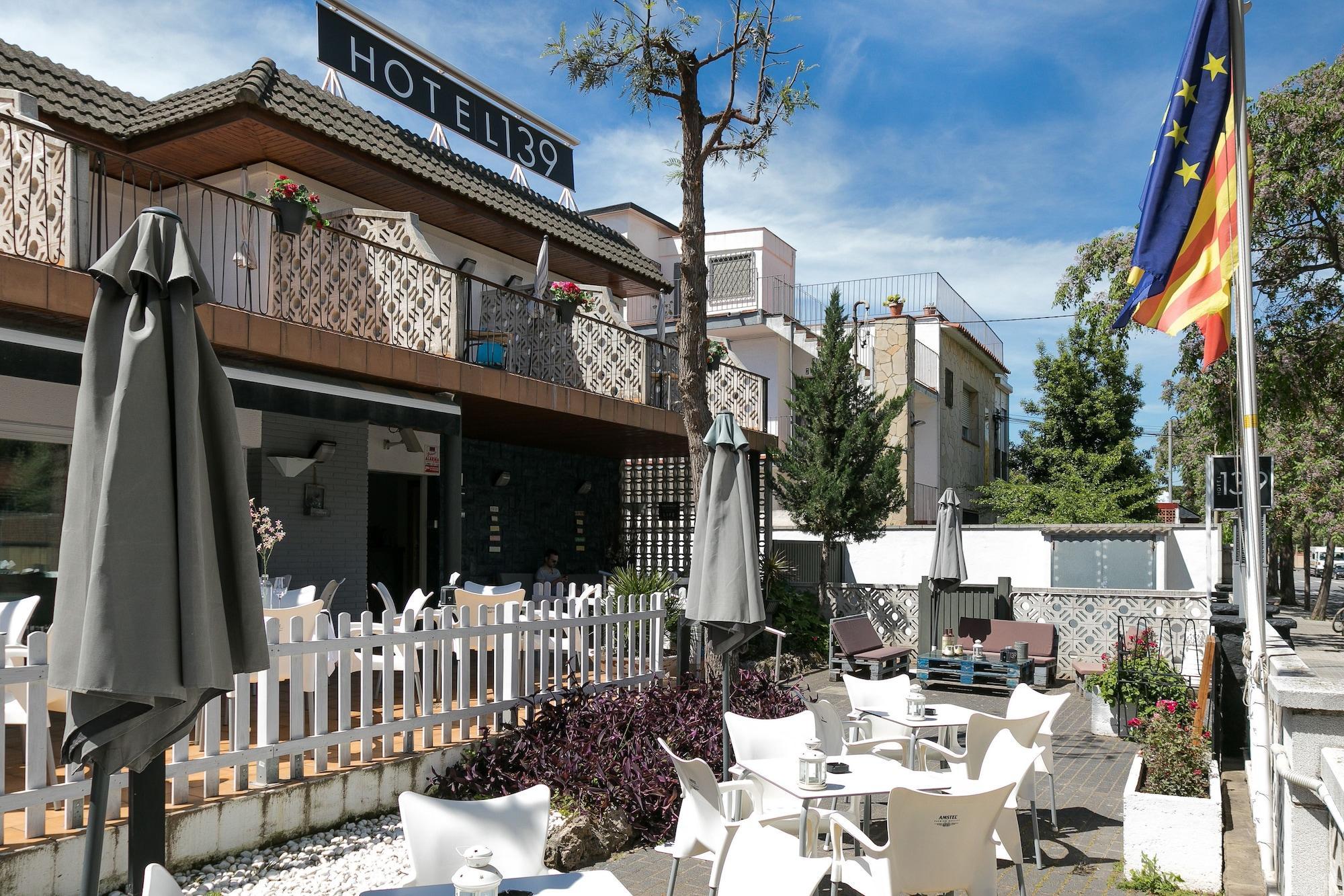 Hotel 139 Castelldefels Eksteriør billede